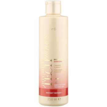 Avon Advance Techniques Instant Repair 7 Șampon reînnoire cu keratină pentru păr deteriorat 250 ml